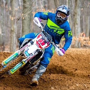 Meet your Posher, Jonathan